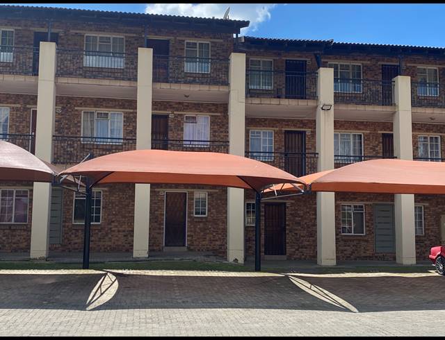 2 BEDROOM SECTIONAL TITLE FOR SALE IN COMET